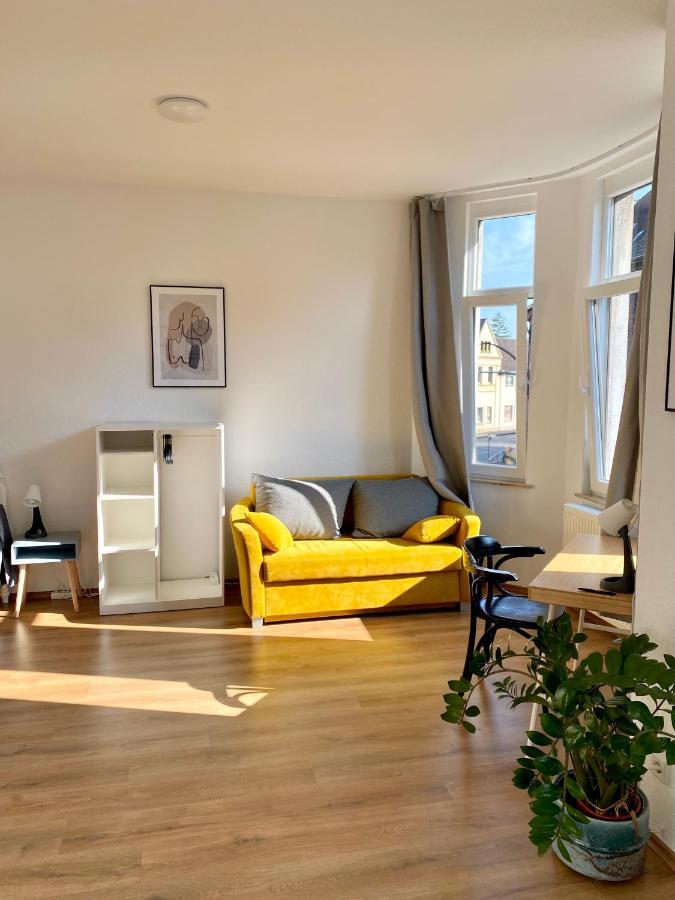 2 Rooms, Free Parking, 25 Min To Duesseldorf, 150 Mbps Wlan Duisburg Eksteriør bilde